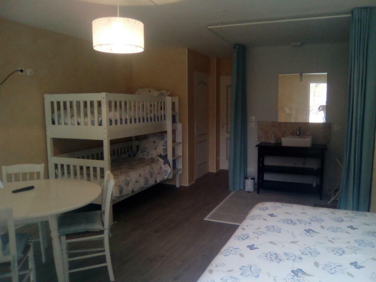 Chambre D'Hotes - Le Safran Du Val D'Or Anneyron Екстер'єр фото
